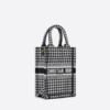 MINI DIOR BOOK TOTE PHONE BAG Black and White Micro (13 x 18 x 5 cm).